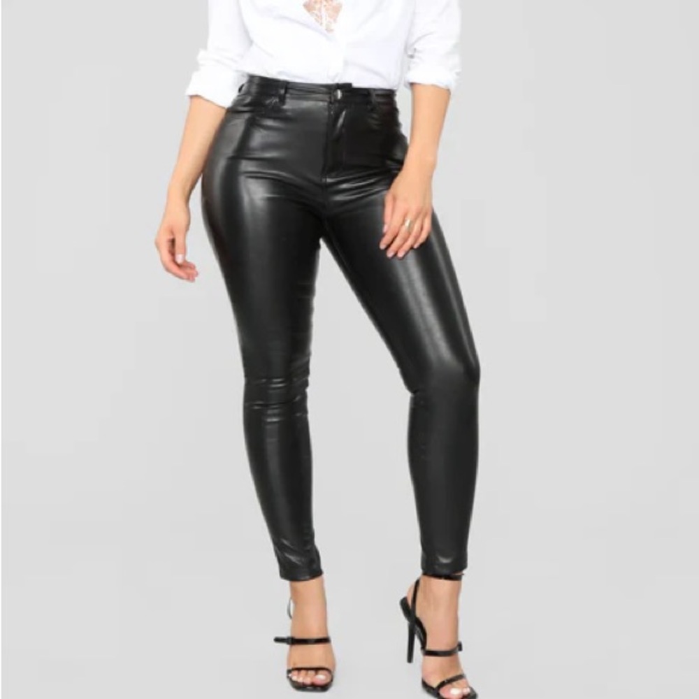 Take The Highway Faux Leather High-Waisted Pants NEW 🏷️
